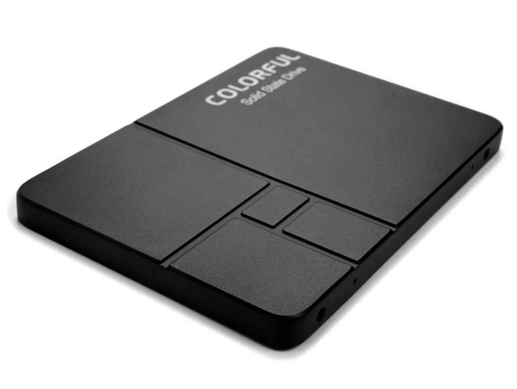 رونمایی کالرفول از حافظه SSD با ظرفیت 2 ترابایتی SL500