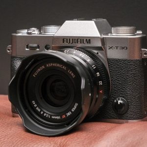 فوجی‌فیلم از دوربین بدون آینه X-T30 رونمایی کرد
