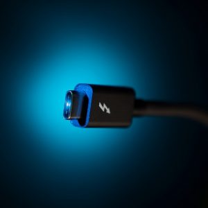 نسل جدید USB 4.0 با سرعت انتقال 40 گیگابیت بر ثانیه معرفی شد
