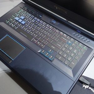 رونمایی ایسر از لپ‌تاپ گیمینگ Predator Helios 700 با صفحه‌کلید کشویی