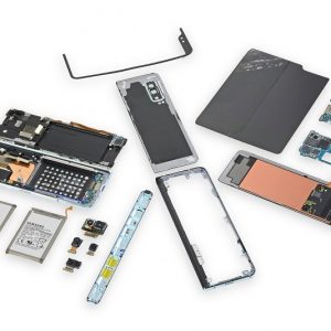 کالبدشکافی سامسونگ گلکسی فولد توسط iFixit