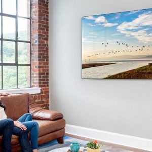 رونمایی کورینگ از شیشه محافظ Astra Glass برای نمایشگرهای 8K