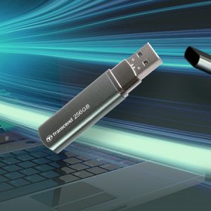 ترنسند از فلش درایو JetFlash 910 با دوام بالا رونمایی کرد