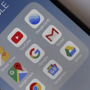 امکان افزودن فیلم‌ها و برنامه های ویدیویی به Watchlist در جستجوی گوگل فراهم شد