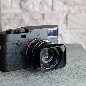 لایکا از نسخه مونوکروم دوربین M10 رونمایی کرد