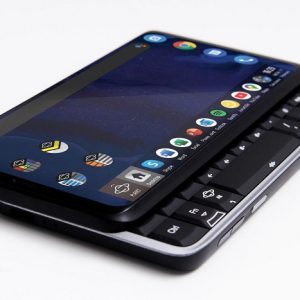 با گوشی مجهز به کیبورد فیزیکی Astro Slide آشنا شوید.