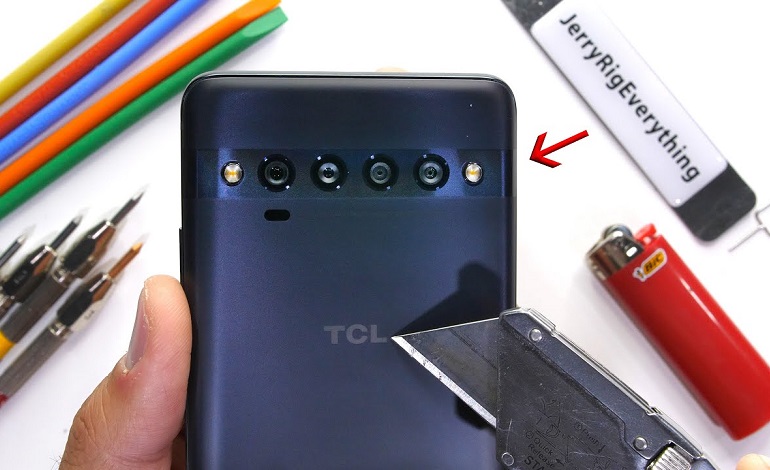 تماشا کنید: تست مقاومت گوشی TCL 10 Pro