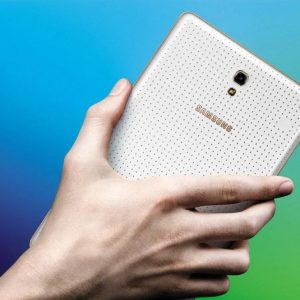 تبلت 6 سال پیش گلکسی تب S 8.4 بروزرسانی شد