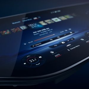 طراحی ابر نمایشگر 56 اینچی برای خودروهای برقی مرسدس بنز