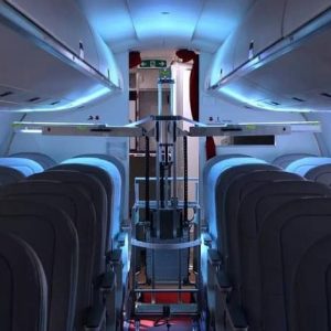 راه اندازی ربات هایی برای ضدعفونی کردن هواپیماهای مسافربری با نور UV