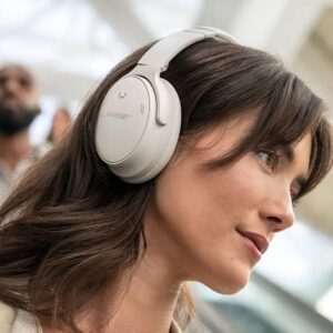 هدفون جدید Bose QuietComfort 45 با عمر باتری 24 ساعته