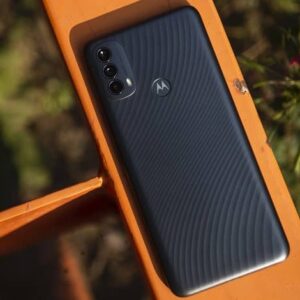 موتورولا موتو E40 با نمایشگر 90 هرتز معرفی شد