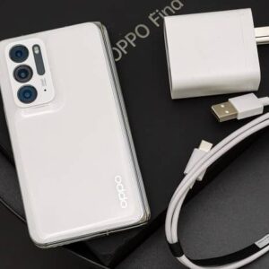 یک سازنده چینی در حال تولید آزمایشی شارژر 240 واتی است