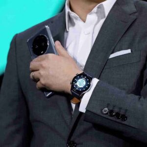 آنر واچ GS3 و ایربادز 3 پرو معرفی شد