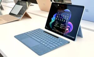 سرفیس پرو 11 یک آپدیت بزرگ فریمور با رفع مشکلات eSIM و موارد دیگر دریافت کرد