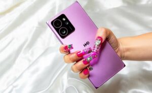HMD Skyline با طراحی یادآور نوکیا N9 و قابلیت تعمیر آسان از راه رسید