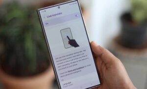 قابلیت ترجمه زنده سامسونگ روی همه اپلیکیشن های تماس صوتی کار می‌کند