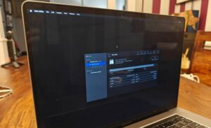 چگونه مک بوک را بدون رمز عبور به حالت کارخانه بازنشانی کنیم؟