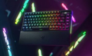 ریزر کیبورد بیسیم BlackWidow V4 Pro 75% را معرفی کرد