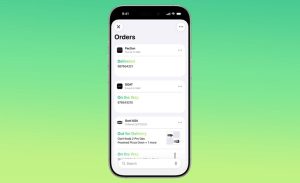 اپلیکیشن Wallet در iOS 26 ایمیل‌های شما را برای ردیابی بسته‌های پستی اسکن می‌کند