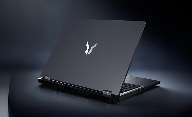 معرفی مدل 2025 لپ‌تاپ گیمینگ لنوو Legion Y7000 Core Edition