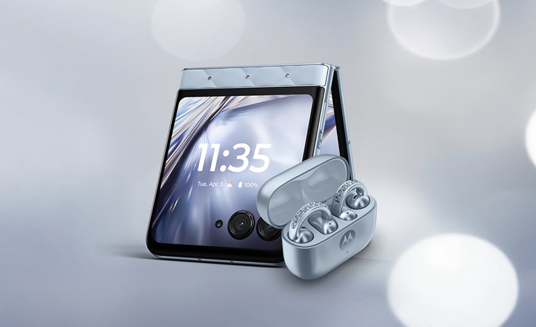 موتورولا از نسخه خاص Razr و Buds Loop با کریستال‌ های Swarovski رونمایی کرد