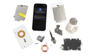 تعمیرپذیری آیفون ایر با وجود طراحی فوق‌باریک حفظ شده است