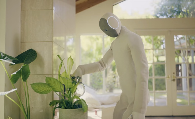 ربات خانگی 1X NEO با یادگیری کارهای خانه از طریق کنترل از راه دور