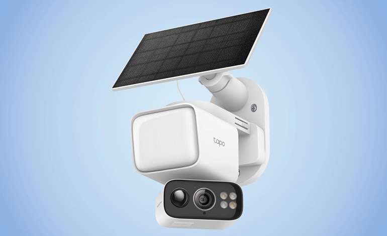 دوربین نورافکن خورشیدی جدید Tapo: روشن‌سازی حیاط با انرژی خورشیدی