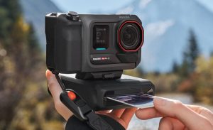 لوازم جانبی جدید Insta360، دوربین Ace Pro 2 را به یک دوربین چاپ فوری تبدیل می‌کنند