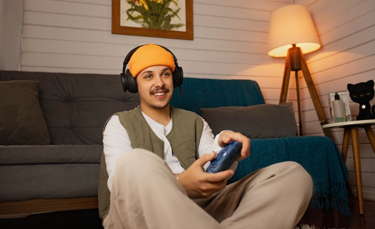 آخرین آپدیت Xbox در سال 2025 همراه با ارتقای کاربردی هدست بی‌سیم