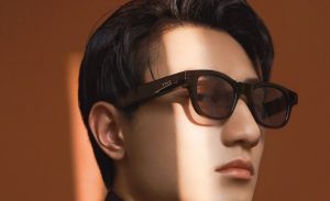 HTC با عینک‌های هوشمند VIVE Eagle به سراغ استراتژی باز هوش مصنوعی می‌رود