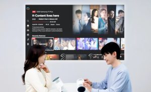 سامسونگ از پروژکتور قابل حمل +Freestyle با فناوری AI OptiScreen رونمایی کرد