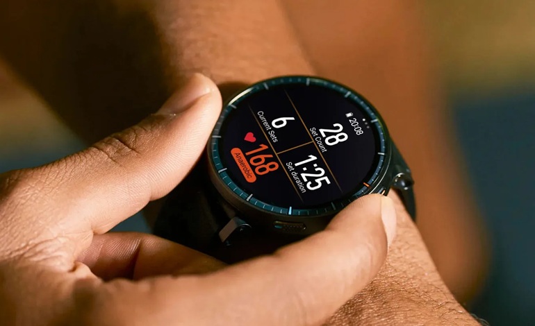 ساعت هوشمند ورزشی جدید Amazfit با پایش لحظه‌ای انرژی و شارژدهی تا 25 روز