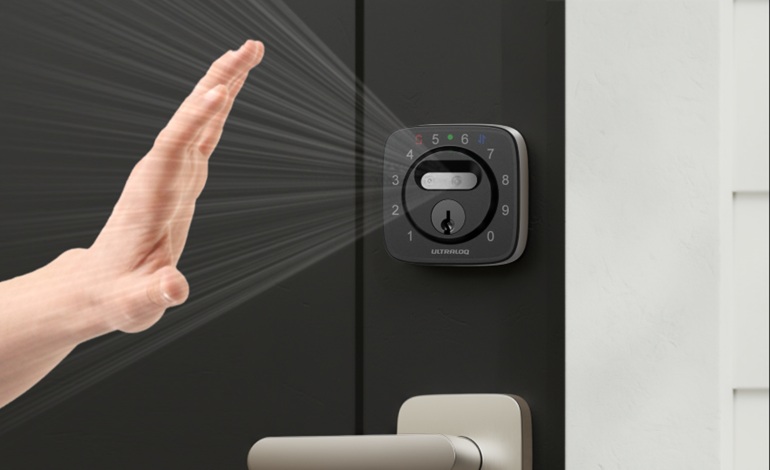 قفل هوشمند جدید Ultraloq با تشخیص چهره و اسکن رگ کف دست