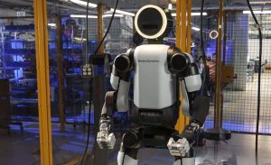 بوستون داینامیک در CES 2026 نسخه آماده‌ تولید ربات اطلس را ارائه کرد