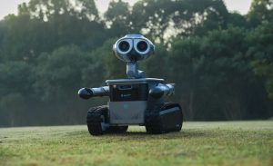 استارتاپ Zeroth ربات WALL-E را زنده کرده و نسخه عجیب‌تر آن را نیز می‌فروشد