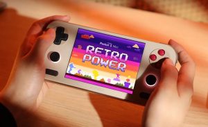 Ayaneo کنسول دستی رترو Pocket S Mini را معرفی کرد