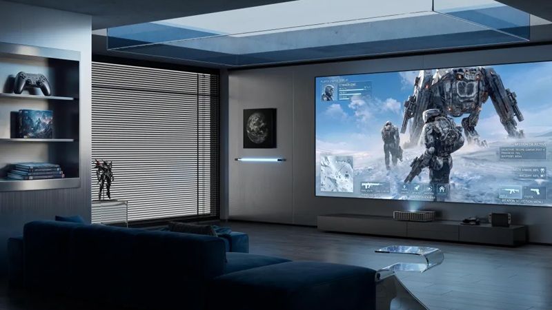 پروژکتور 4K و 120 هرتزی LuxVision؛ نخستین UST با جابه‌جایی اپتیکی لنز