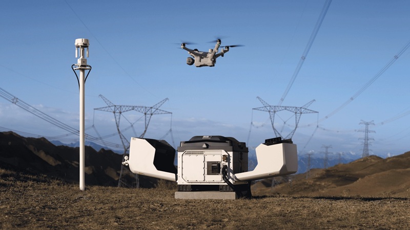 پهپاد جدید DJI با سکوی Dock 4 در چند ثانیه باتری عوض می‌کند