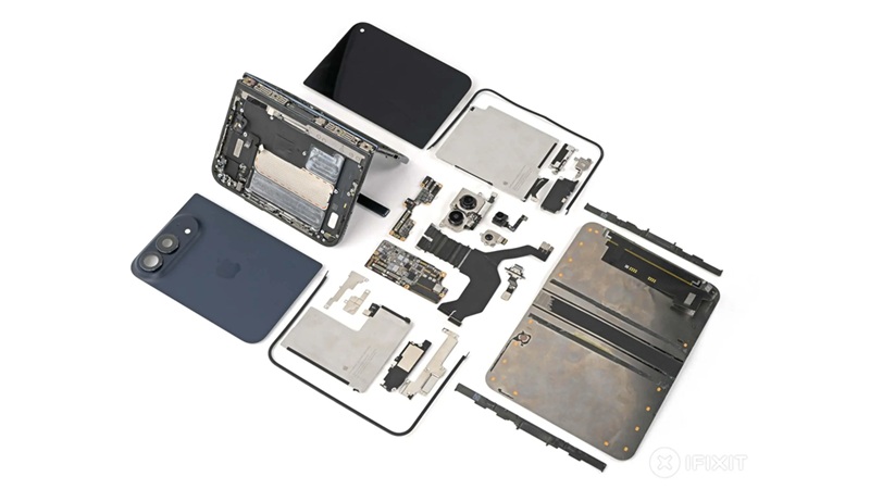 کالبدشکافی آیفون دوئو توسط iFixit شاید علت خرابی نمایشگر و لولای آن را توضیح دهد
