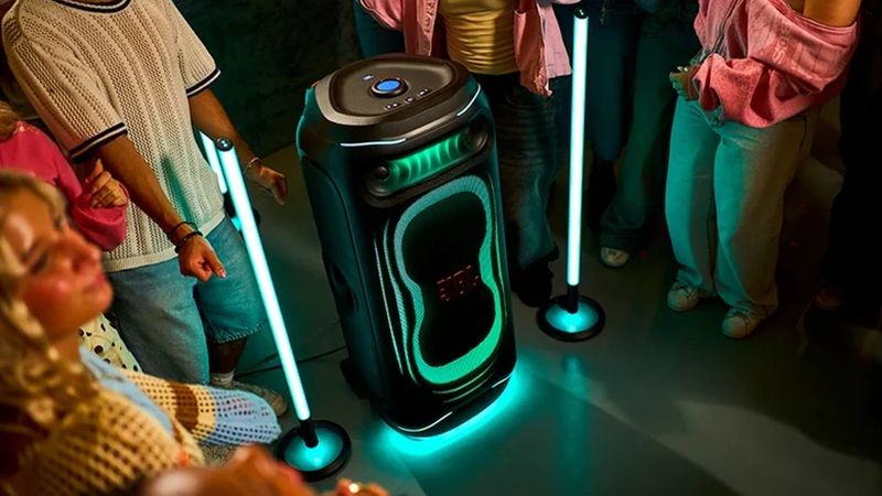 JBL PartyBox Ultimate 2 با توان 1500 وات و نورپردازی داخلی عرضه شد