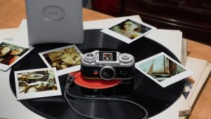 فوجی فیلم Instax Pal 2 می‌تواند مستقیم به موبایل شما متصل شود و تصاویر را منتقل کند
